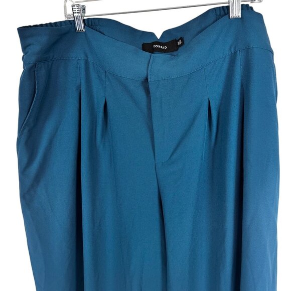 Torrid Size 22 Professional  Plus Teal Pleated Pockets Relaxed Legs Trousers - Picture 3 of 9